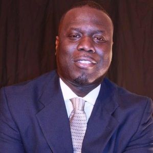 Meet your Posher, Derrick